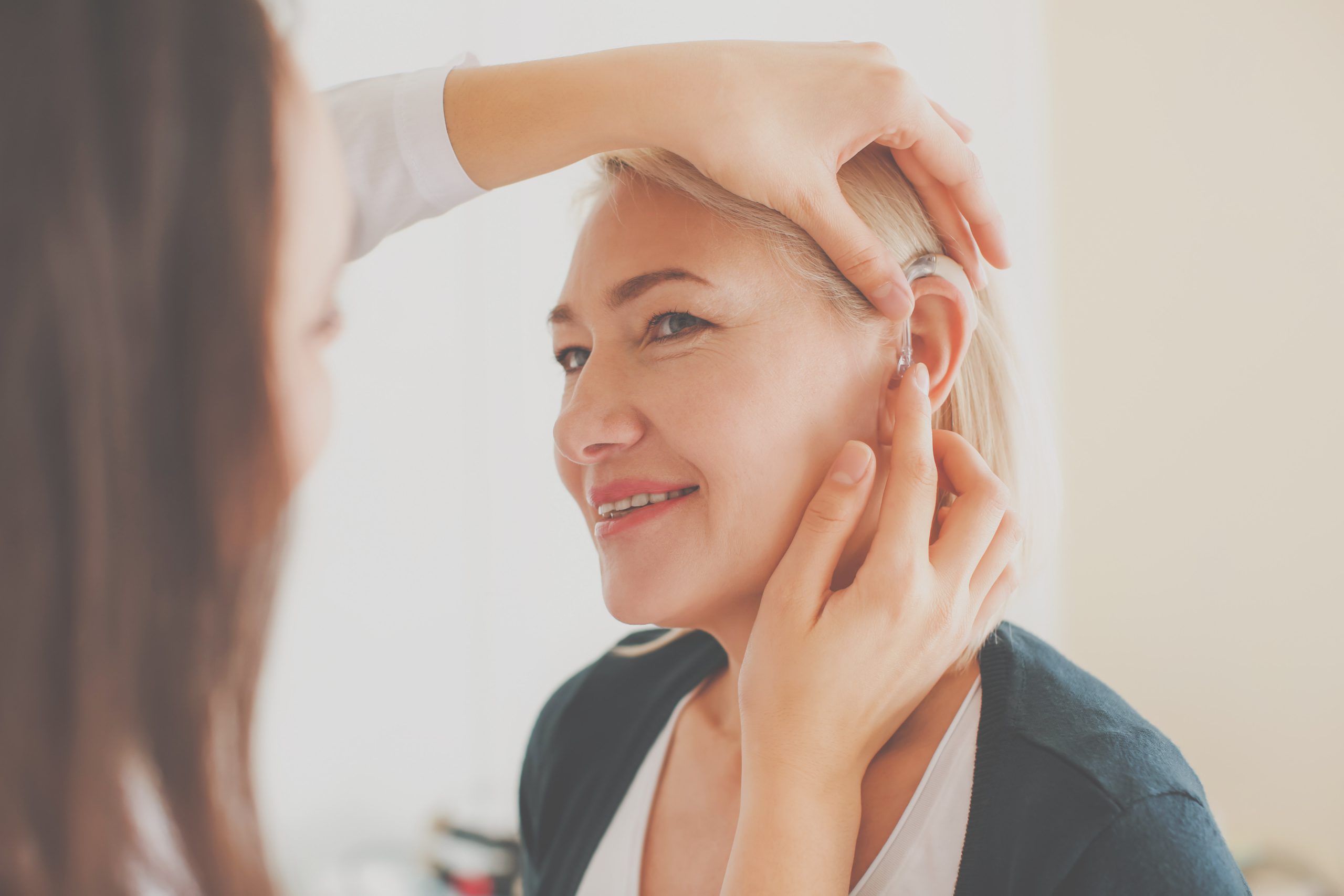 tecnología-mejora-vida-personas-sordas_BLOGHLA